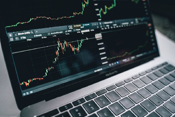 剑指公募REITs 考虑到金茂22.6亿卖三亚酒店背后的资产管理